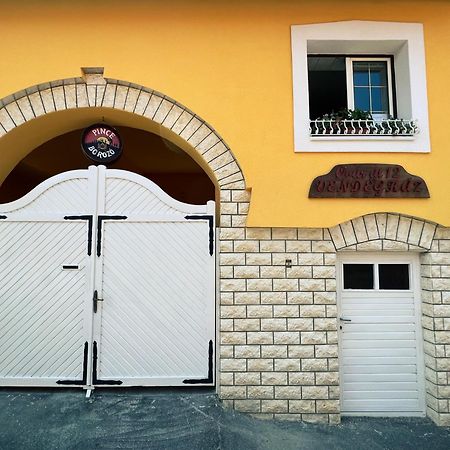 Ovar 12 Vendeghaz Tokaj Buitenkant foto
