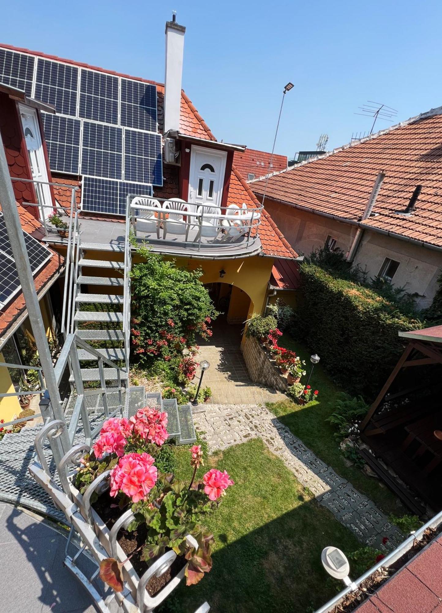 Ovar 12 Vendeghaz Tokaj Buitenkant foto