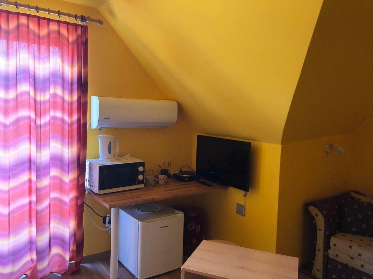 Ovar 12 Vendeghaz Tokaj Buitenkant foto