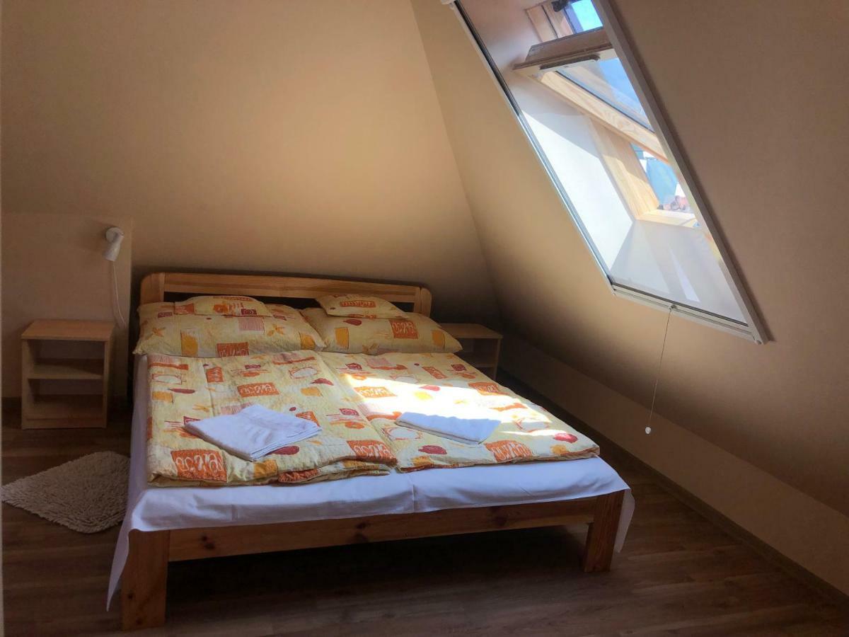 Ovar 12 Vendeghaz Tokaj Buitenkant foto