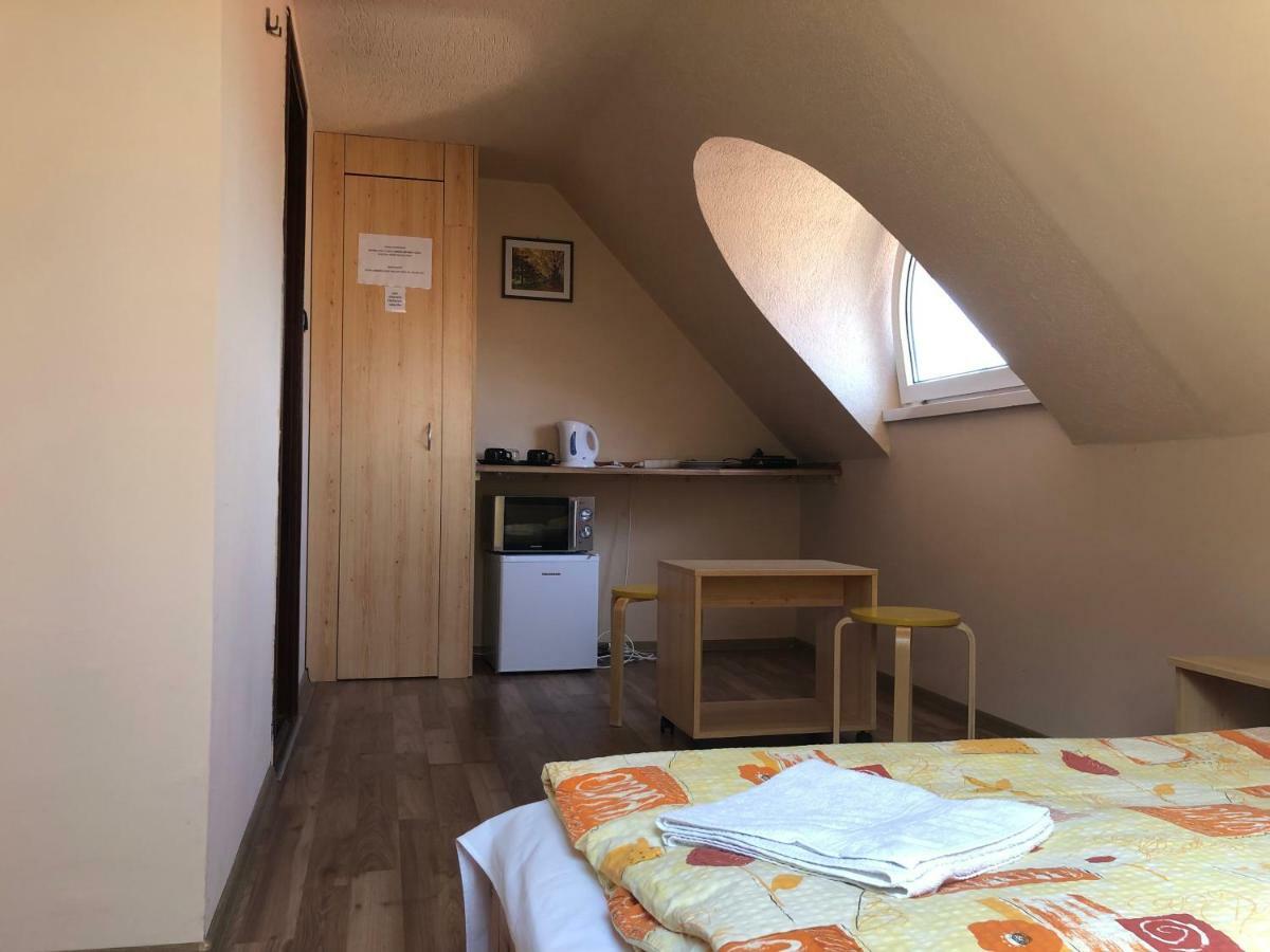Ovar 12 Vendeghaz Tokaj Buitenkant foto